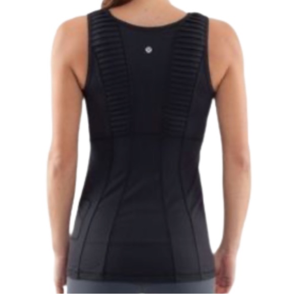 lululemon athletica Tops - Lululemon Eyelet Tank Top With Headphone Pocket Black